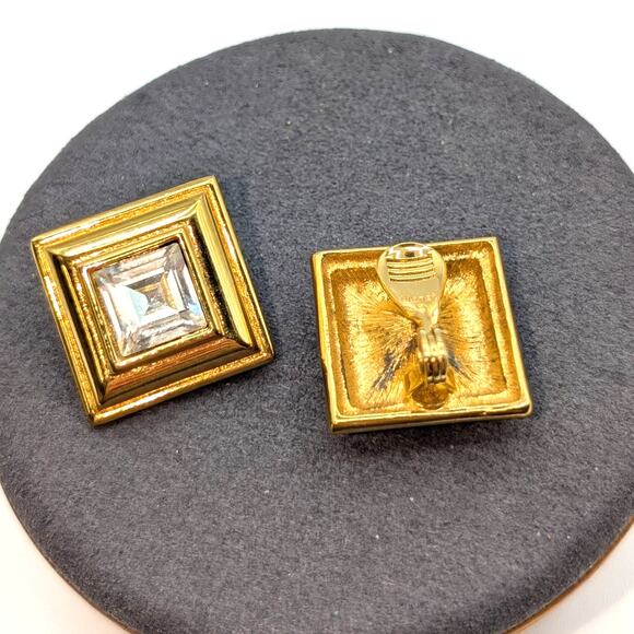 Vintage Signed Monet Square Clear Center Stone Clip On Earrings - Picture 2 of 4